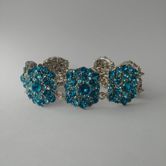 Blue and silver tone Y2K vibe bracelet - Picture 1 of 12
